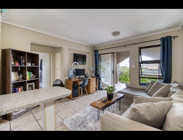 1 BEDROOM APARTMENT RENTED IN FOURWAYS